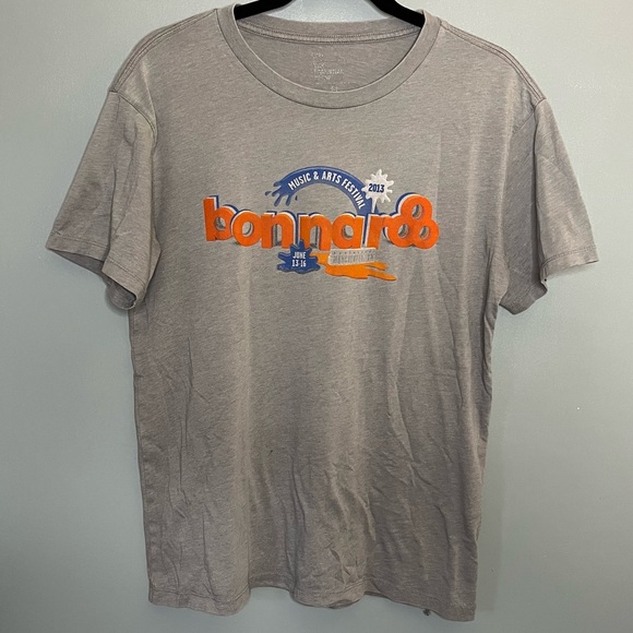 bonnaroo Tops - Bonnaroo 2013 Tee Size M